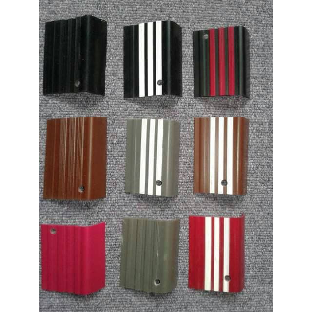 KARET LIST LIS TANGGA PELINDUNG SIKU TANGGA BATANGAN (4 METER )