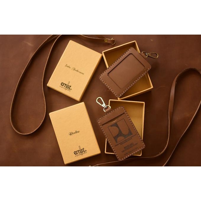 

BISA BAYAR DITEMPAT Singkarak A13/ ID card holder Ernist Leather PRODUK TERBATAS Kode 805
