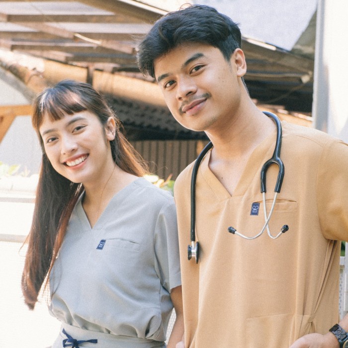 Baju Jaga V NECK SS - PALE GOLD Scrubs Theatre Blues First Line Lengan Pendek