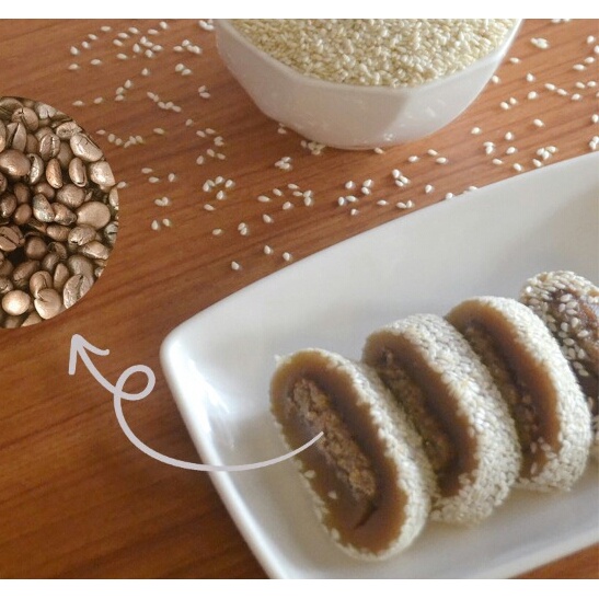 

Mochi Roll Khas Bandung Rasa Coffee Latte