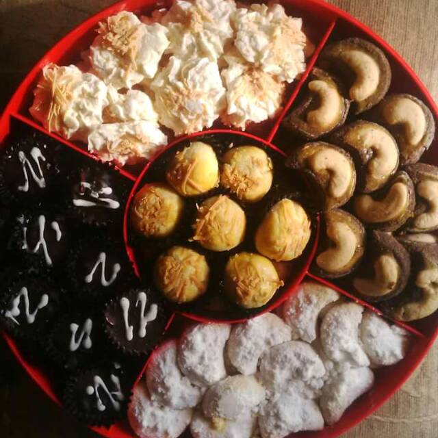 

Campur cakes
