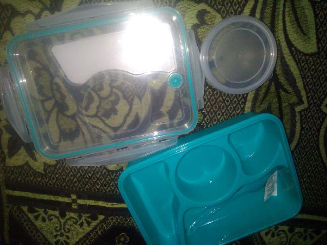 Yooyee Sekat 4 Sup Lunch Box Sekat 4 Sup Yooyee 415 + 5 Pcs Sponge Spon S1