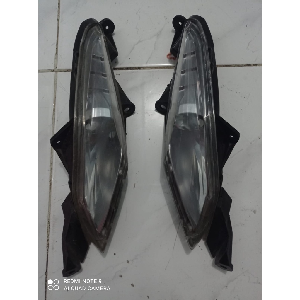 Sepasang Lampu Sein Sen Riting Depan Honda Beat FI Original copotan motor murah