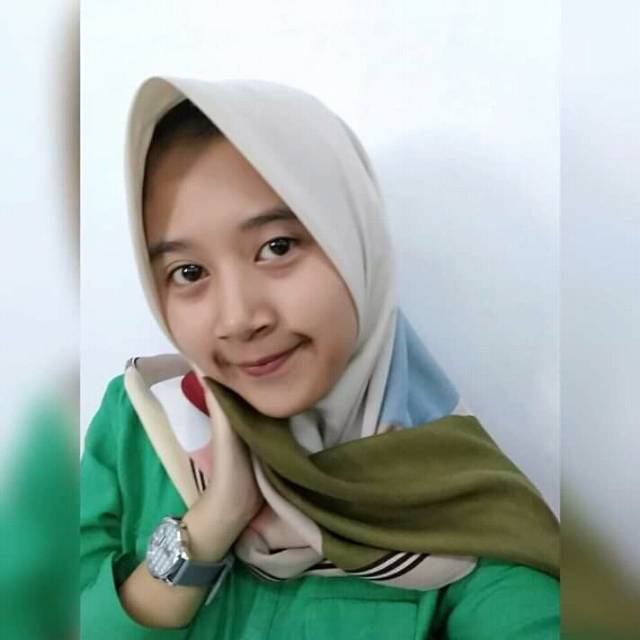 devi_yunia1313
