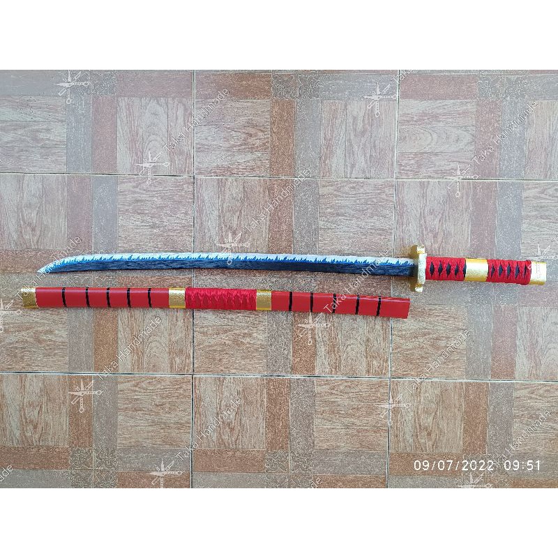 katana kayu Sandai Kitetsu Roronoa zoro
