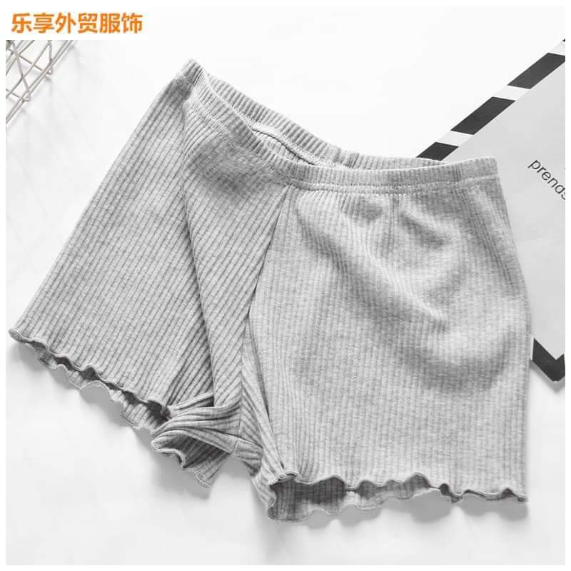 Rini Pants | Hot Pant Wanita / Celana Pendek Wanita Bahan RIB