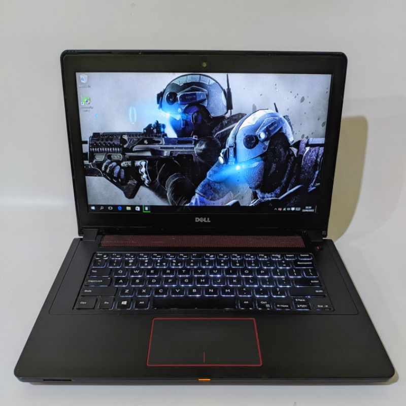 Laptop gaming Dell Inspiron 14 7000 - core i7 8core - Dual vga Nvidia GeForce GTX 850m - ram 16gb