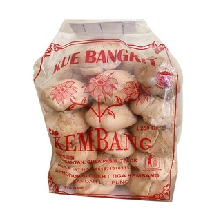

Kue Bangkit CAP KEMBANG (isi 30 pcs) ASLI Bandar Lampung