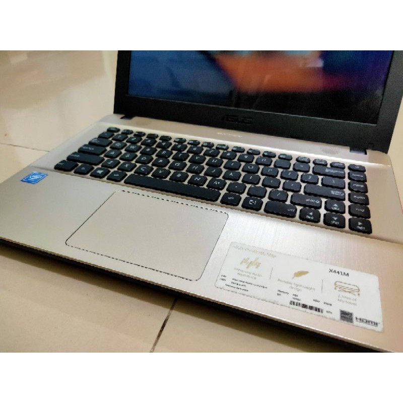 Laptop Asus X441M Intel Celeron N4000 RAM 4GB HDD 500GB Like new
