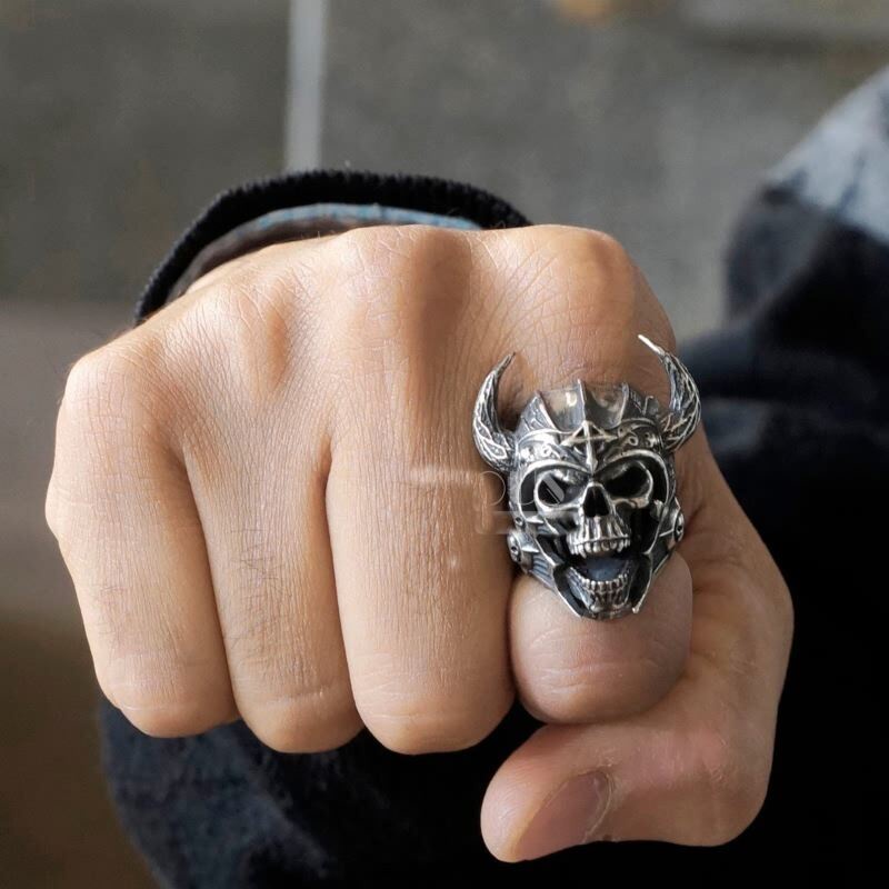 Cincin Desain Kepala Banteng Gaya Gothic Punk Untuk Pria