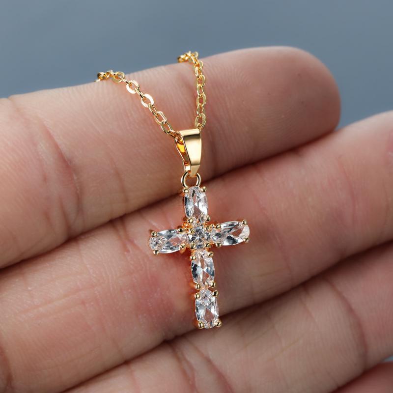 Kalung Rantai Klavikula Hias Liontin Salib Kristal Putih Untuk Wanita