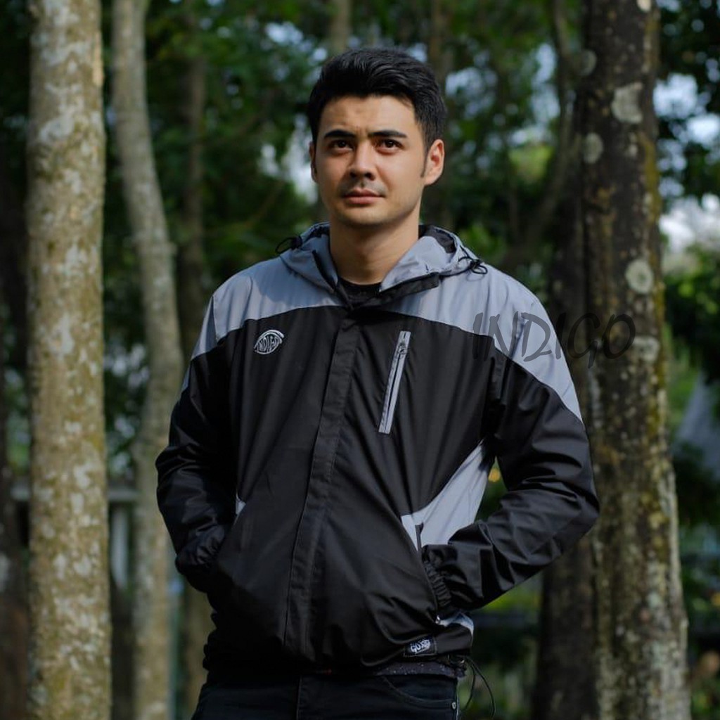 INSTINCT JAKET GUNUNG PARASUT