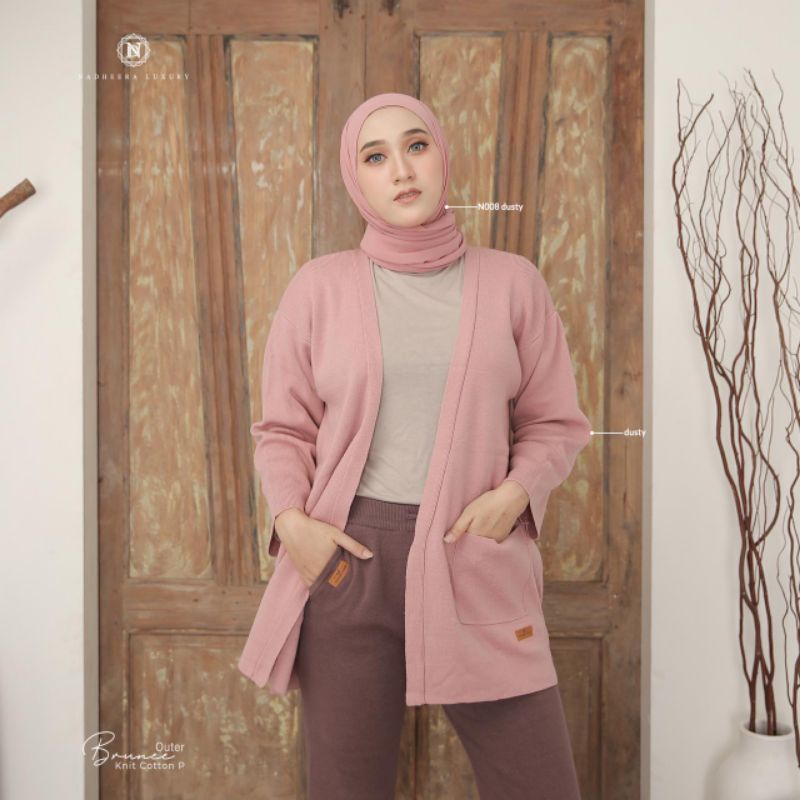 Outfit Hangout Outer Cardigan Rompi Nadheera Luxury Brunee Outer