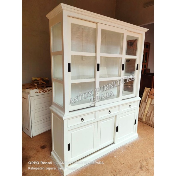 lemari pajangan minimalis mebel jepara