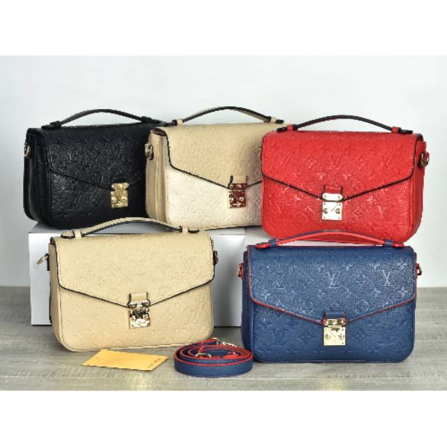Tas LV Pochette Metis  AM4888-8