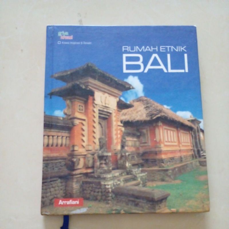 Rumah etnik BALI   r