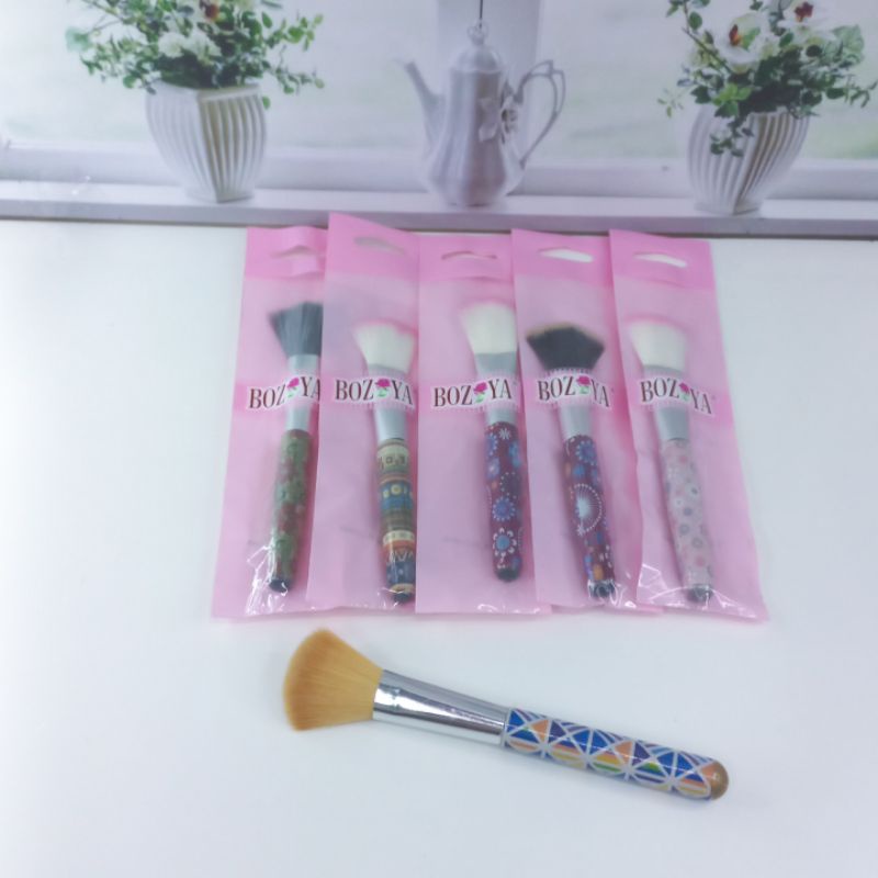 Kuas Brush On Lembut On Kuas Make Up Powder