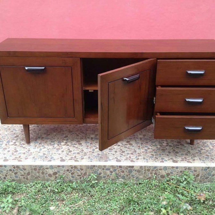 MEJA TV MINIMALSI KLASIK KAYU JATI