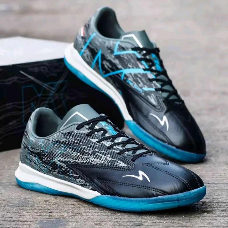 SEPATU FUTSAL SPECS ACCELERATOR LIGHTSPEED 3LX MK IN