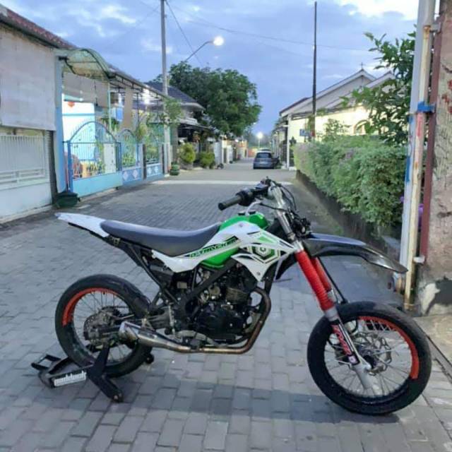 Radamel kolong klx dan dtracker
