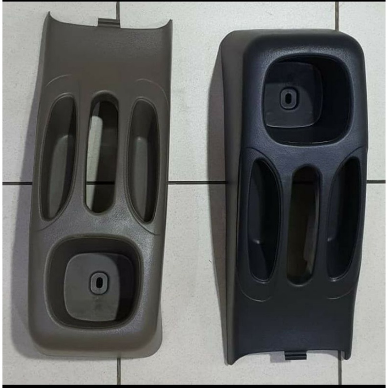 Console box avanza xenia lama 2005-2011