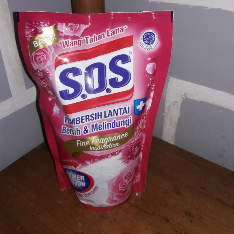 Sos pembersih lantai 750 ml
