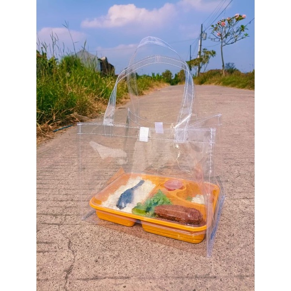 

Tas Mika Nasi Bento Transparan P.25 L.20 T.20