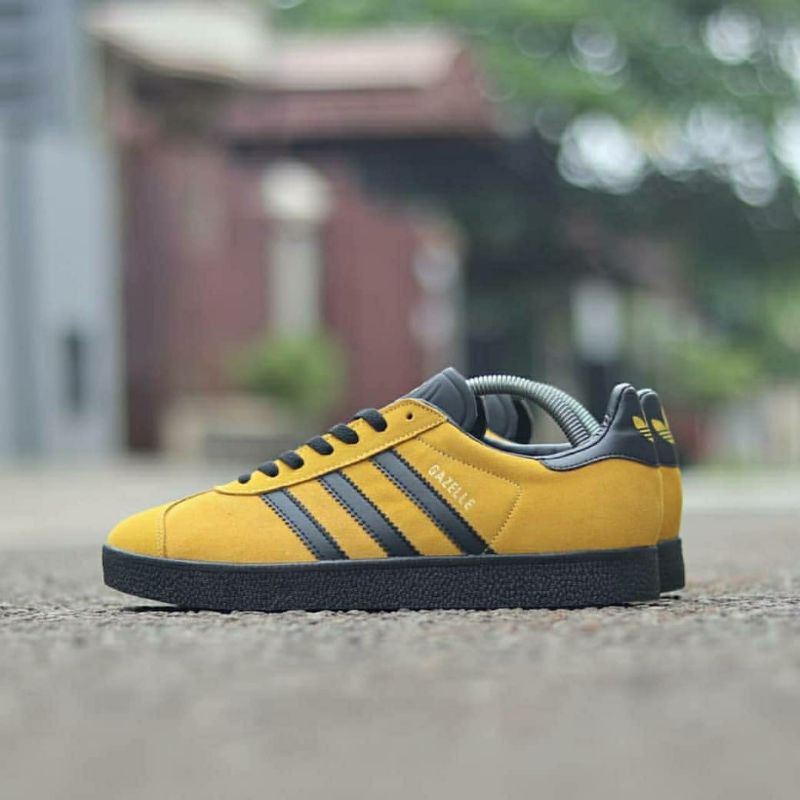 Adidas Gazelle OG Dark Yellow Black BNIB (100% ORIGINAL)