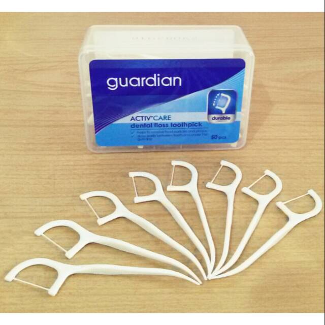 Guardian Dental Floss Toothpick / benang gigi dengan tusuk gigi 2 in 1