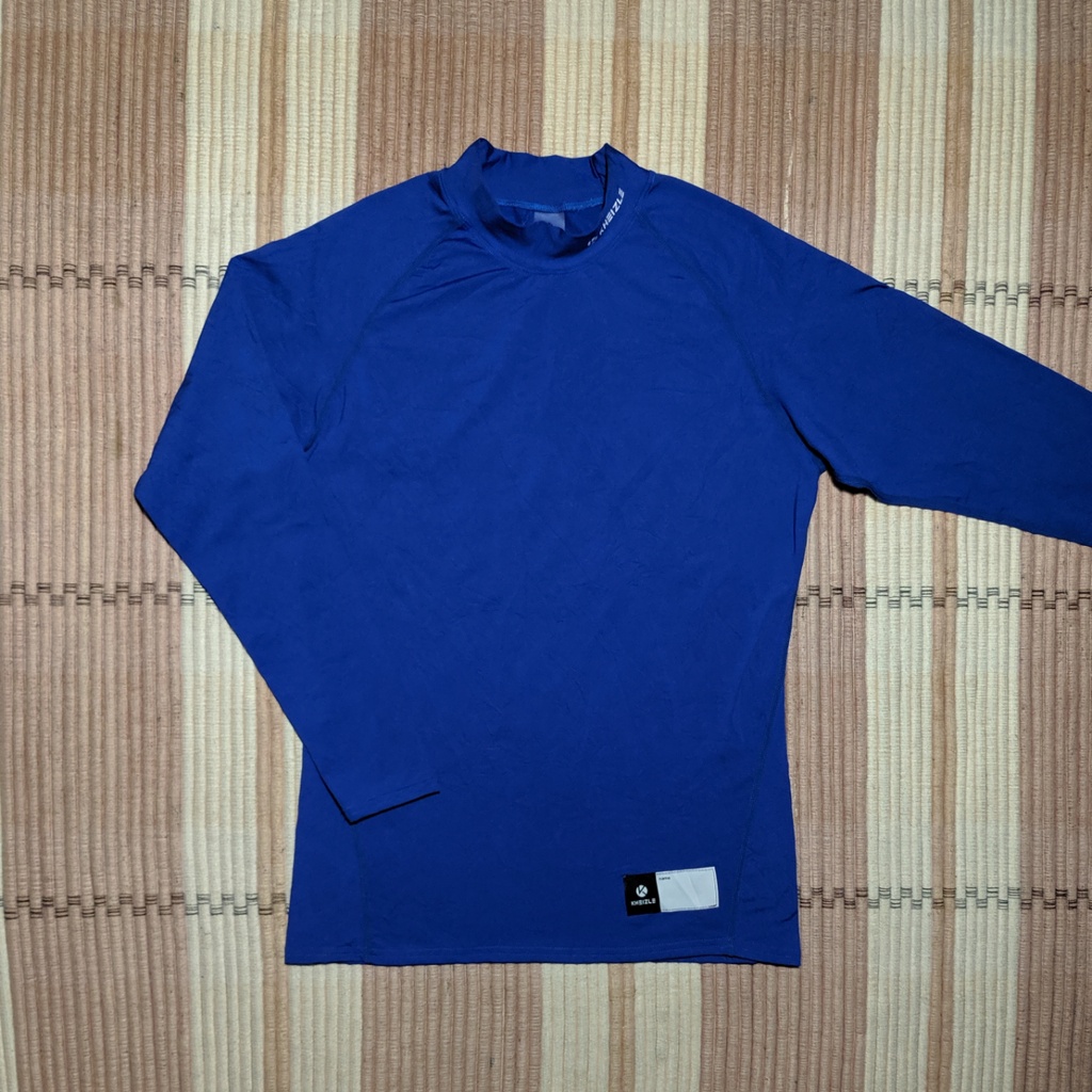 Kaos Baselayer KHEIZLE Running Olahraga Size M Original Second Preloved