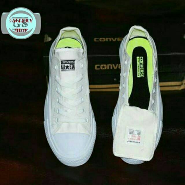 converse dengan lunarlon