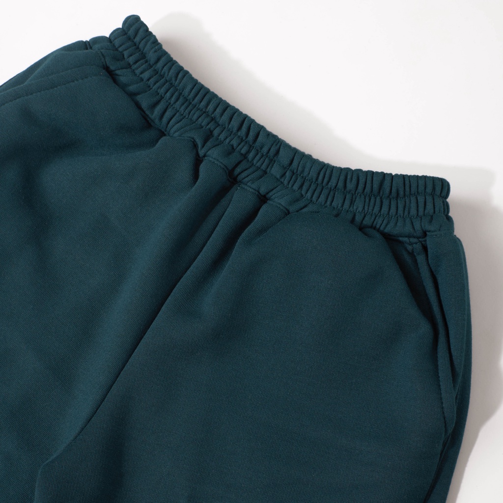 SHORT SWEATPANTS FOREST GREEN