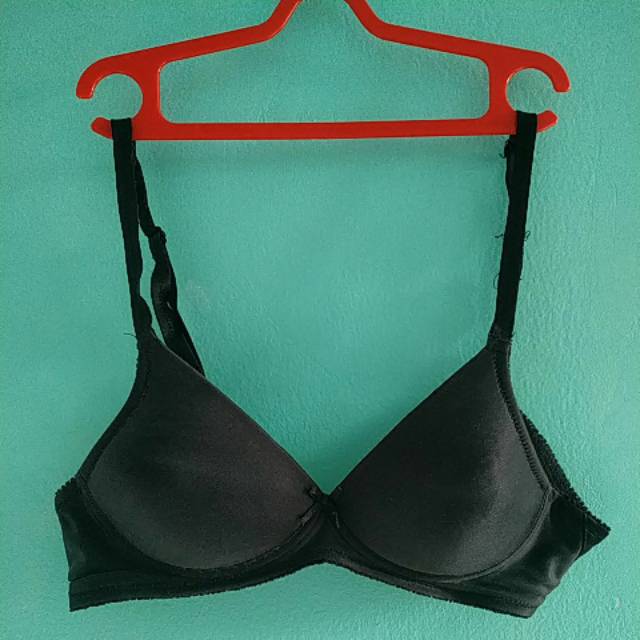 Bra tanpa kawat busa tipis merk Quincy Ori 100% size 80A