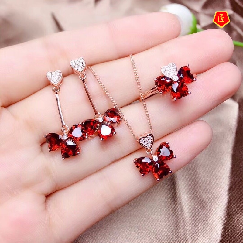 [Ready Stock]Four-Leaf Clover Necklace Heart-Shaped Ruby Ring Earings Set