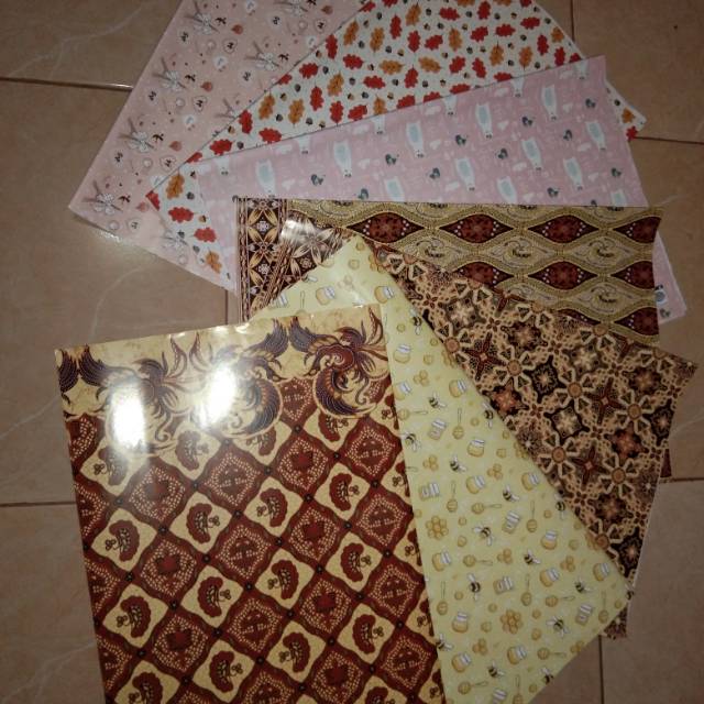 

Kertas Kado