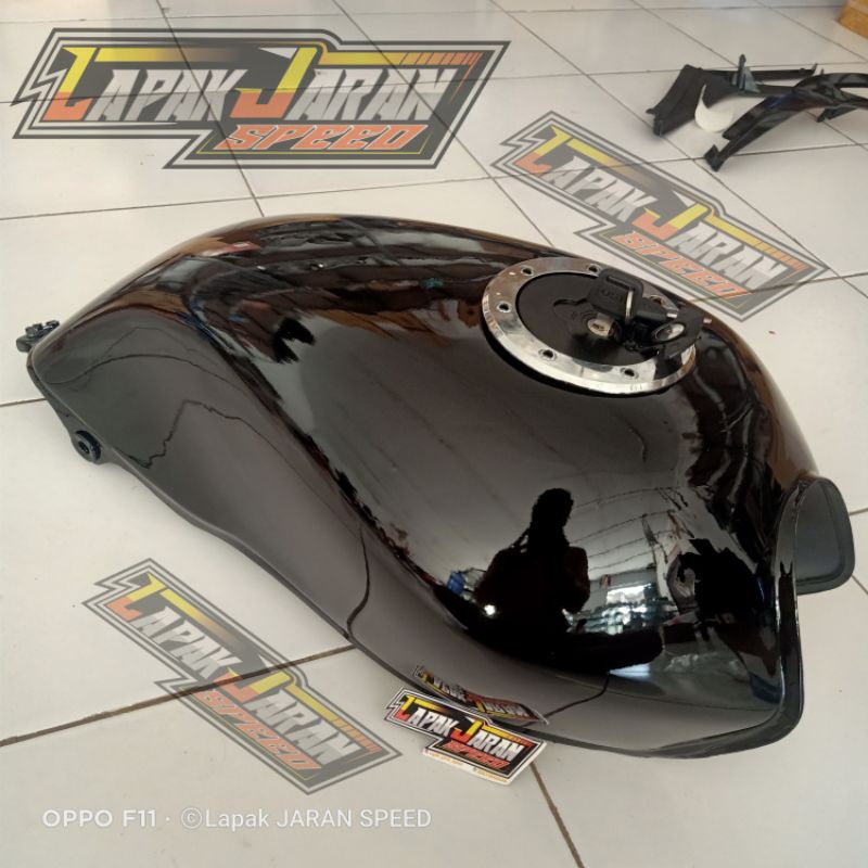 TANGKI MEGAPRO LAMA MEGAPRO HIU ORI TUTUP NINJA