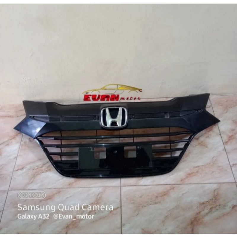 Grill Honda HRV tahun 2016 2017 2018