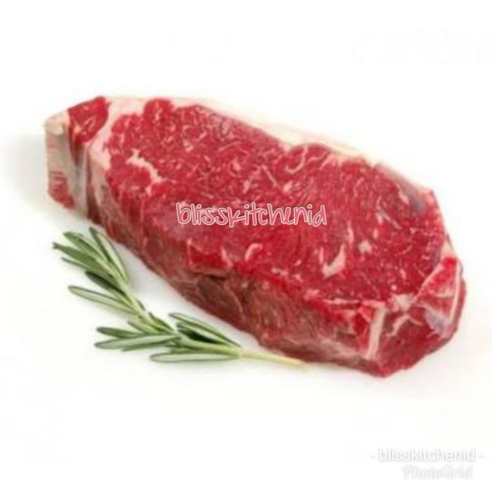 

US Premium Black Angus Sirloin / Striploin Beef Steak MB 2-3 200gr