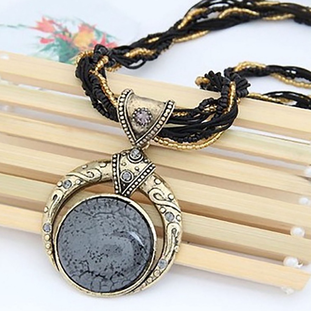 Hu Hu Hu Hu Hu Alat Bantu Pasang Kacamata♡ 2pcs / Set Anting Kait + Kalung Rantai Multisusun Pendan Ukiran Unik Gaya Boho