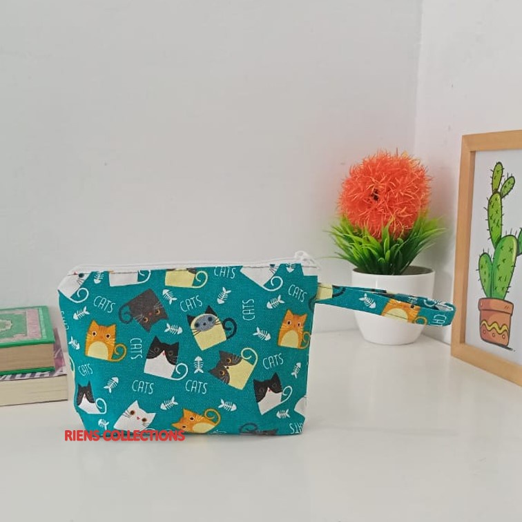 DOMPET KANVAS POUCH KANVAS MOTIF KUCING TOSCA. Riens Collections