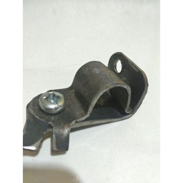 braket breket bracket briket dudukan cantolan gantungan clem klem klaim kleman claim penjepit kabel 
