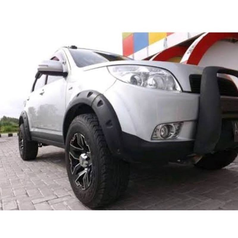 over fender rush terios lama