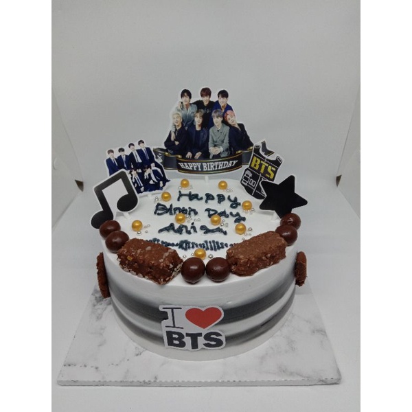 

BTS Cake Karakter