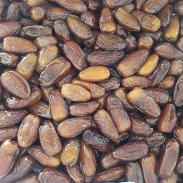 

Kurma / kurma tunisia basah