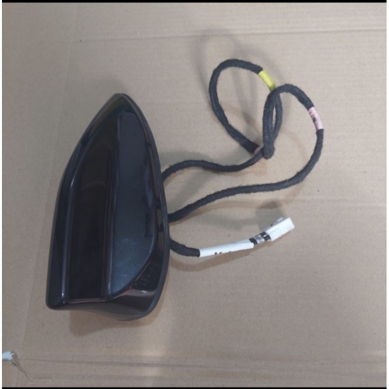 Antena Sirip Hiu Radio Toyota Yaris Vios 2012-2019 Original