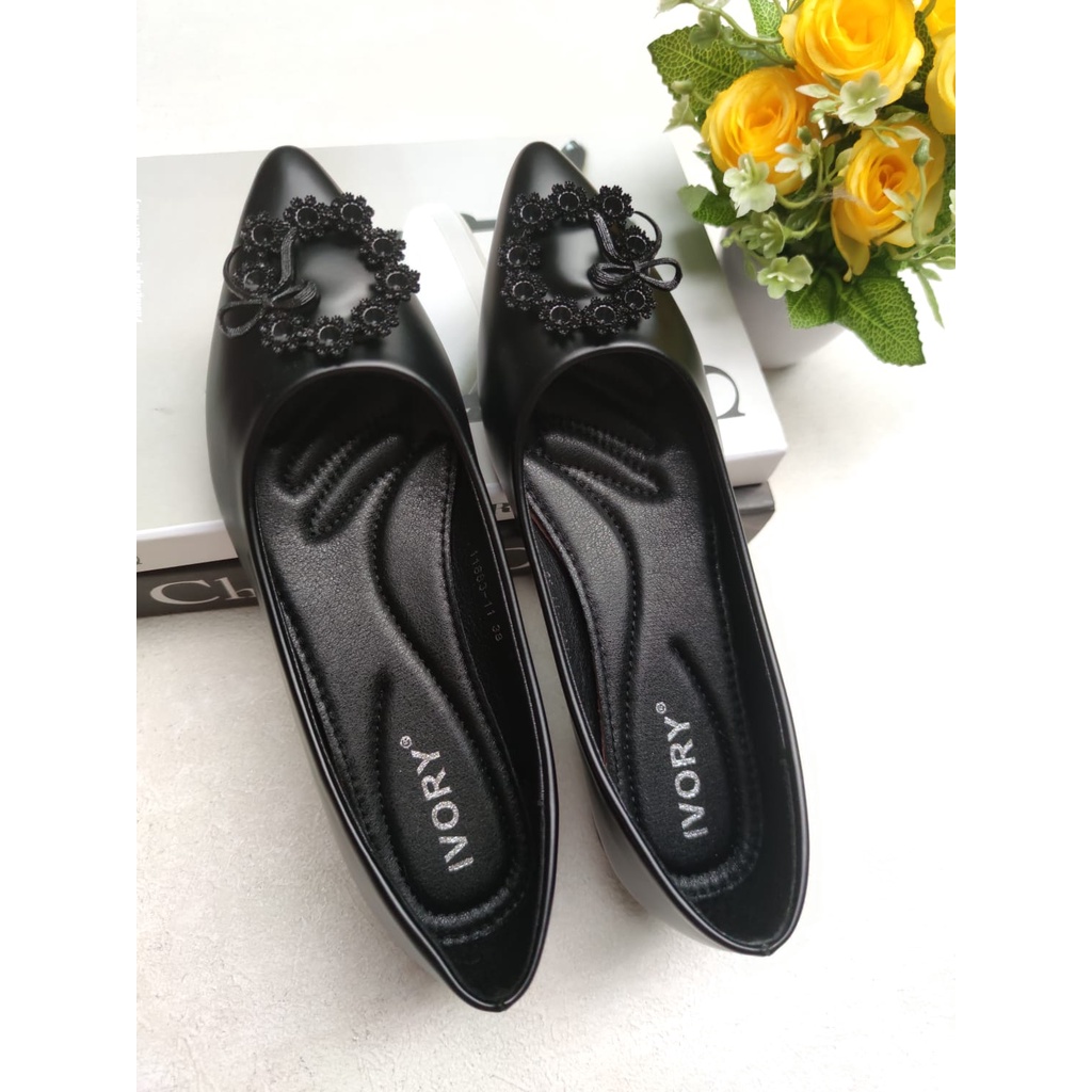 IVORY Sepatu Wanita Heels Kerja 11883-11 Hitam