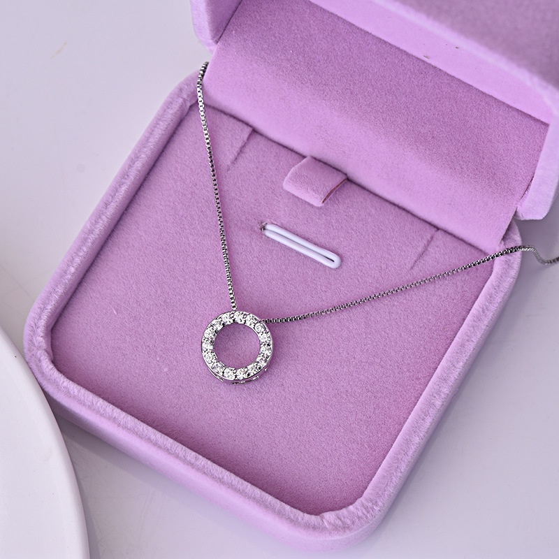 [Ready Stock]Fashion Silver Plated Necklace Simple Temperament and Fully-Jewelled Circle Pendant