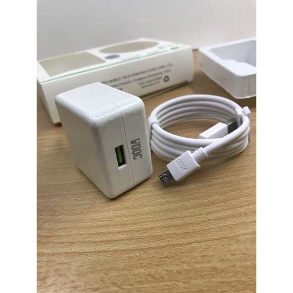 CHARGER/BATOK GEDE OPPO VOOC 4A F11/F11PRO/R15/R17/REALME 3 PRO ORIGINAL 100% FAST CHARGING.