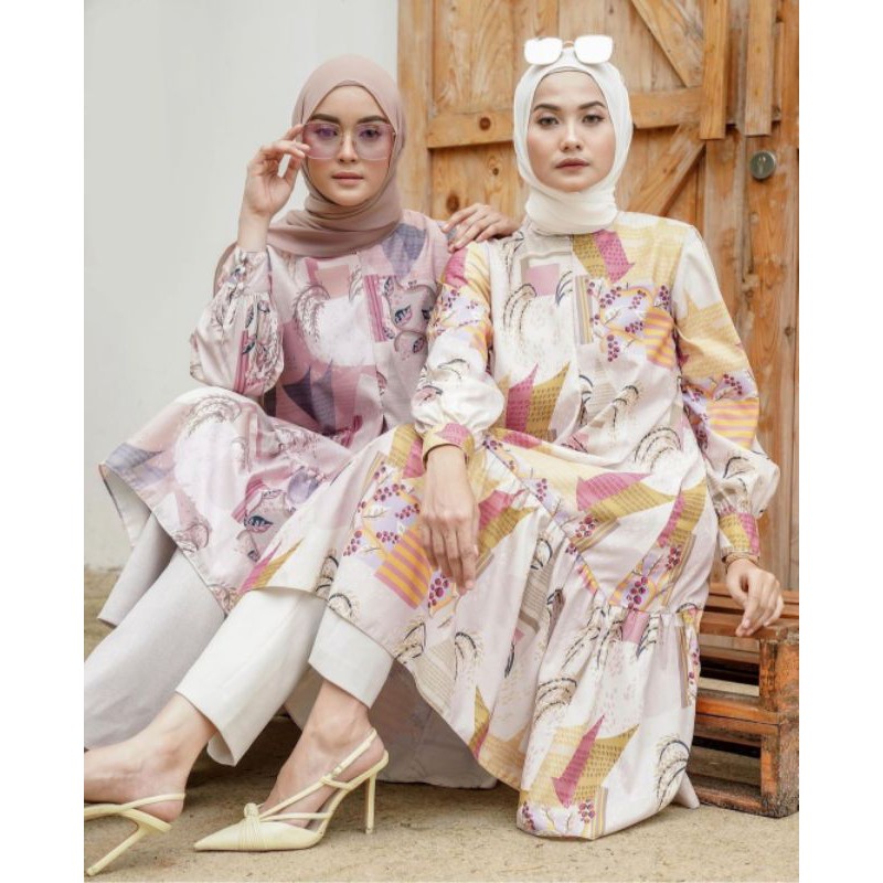 Andalas Tunic Pila Blouse by Wearing Klamby