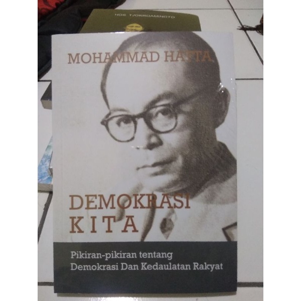 

DISKON Buku original Demokrasi Kita